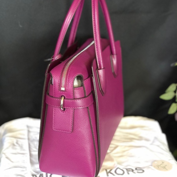 MICHAEL KORS💥NWT~SOLD OUT💥Garnet Belted Medium Satchel - Picture 5 of 8